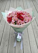 Букет цветов из:  Альстромерии в Заполярном Мурманской области