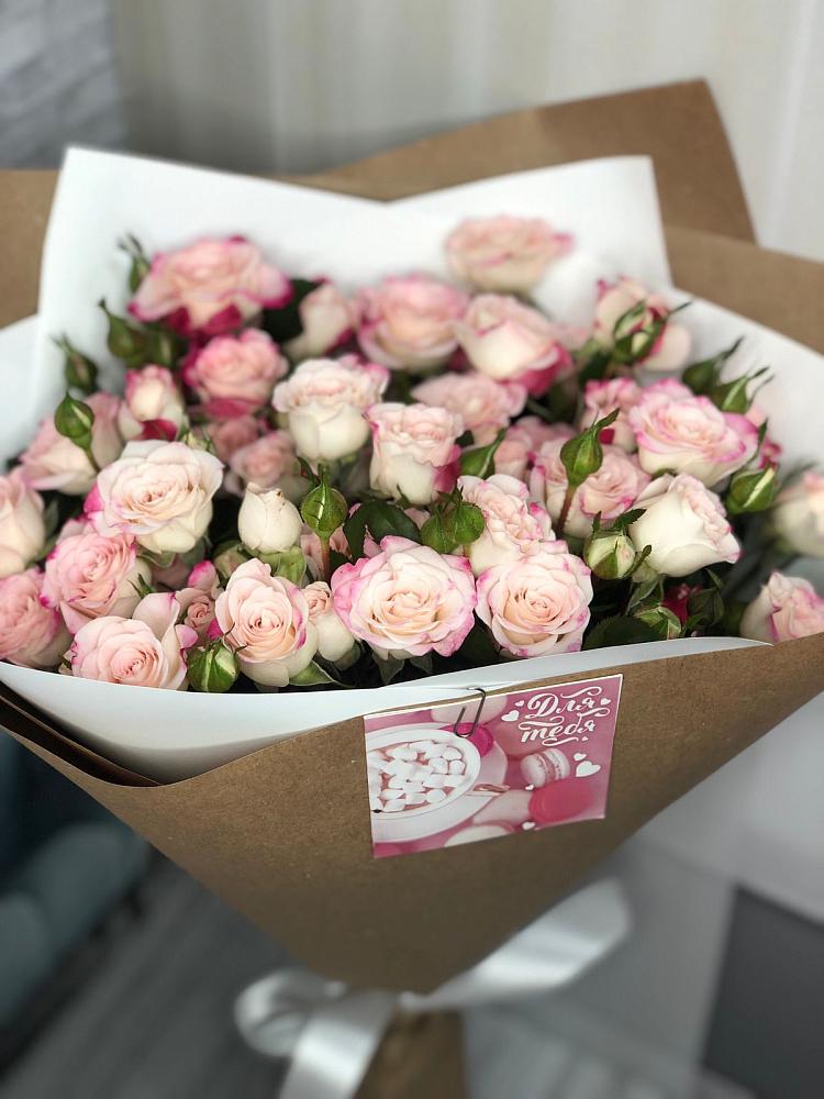 Букет цветов из: Розы в Заполярном Мурманской области