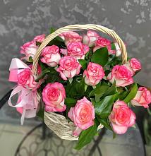 Цветочная композиция из Розы в корзине #REPLACE_PRED# Заполярном Мурманской области