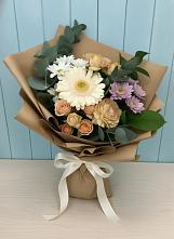 Букет цветов из:  Герберы и Хризантемы в Заполярном Мурманской области